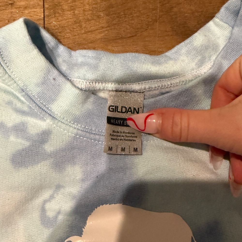 Buffalo Bills Tie-Dye Cropped Crewneck - Picture 3 of 4